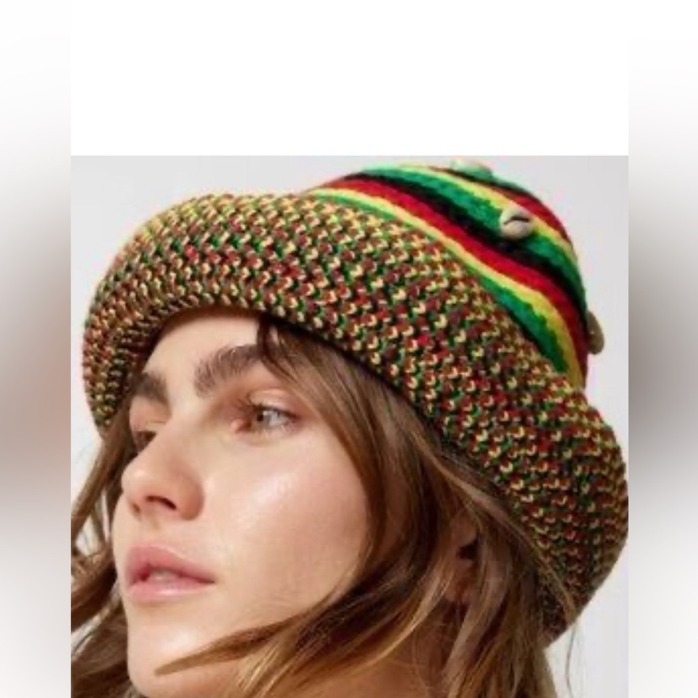 Free People Hat Soliel Rasta Shell Bucket Yarn